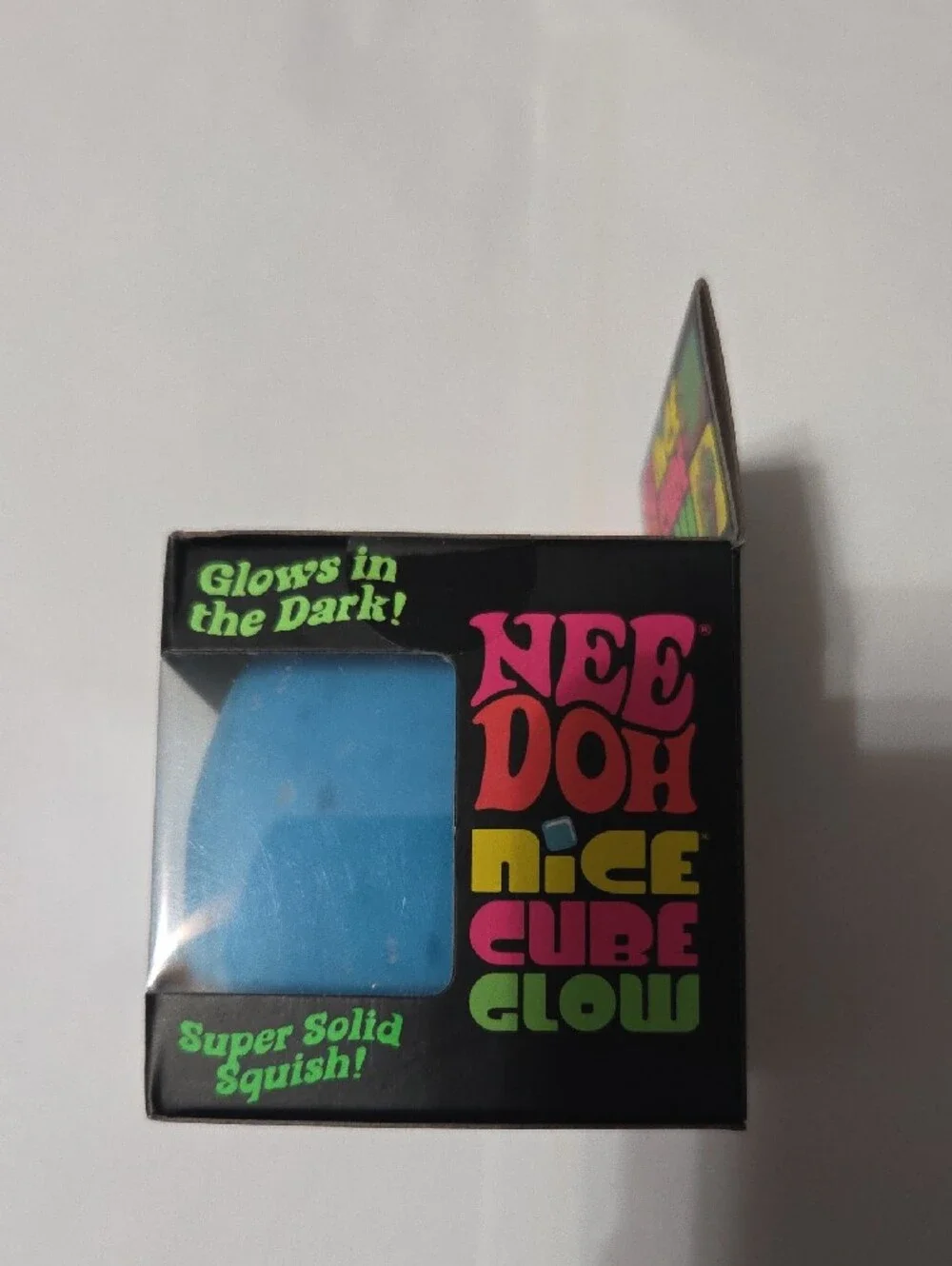Nice Cube Glow Super Solid Squish - Blue